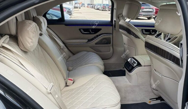 
								2022 Mercedes Benz S Class S 500 AMG 4MATIC full									