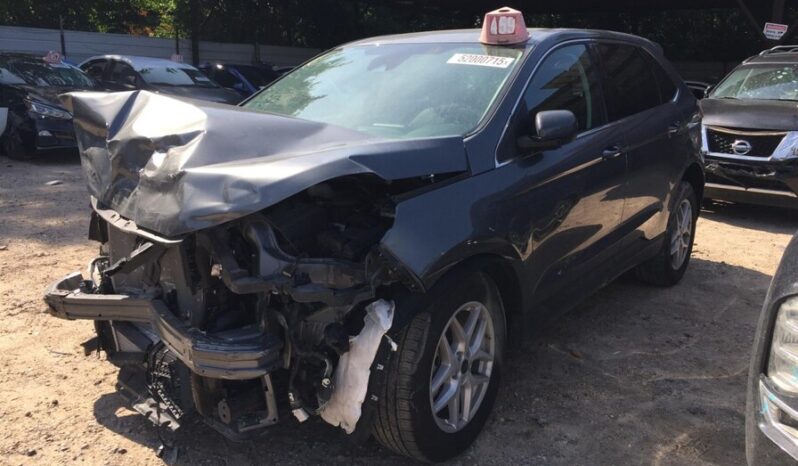 
								Salvaged Cars 2024 Ford Edge full									