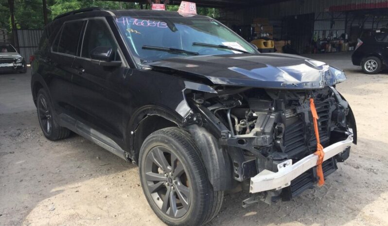 
								Salvaged Cars 2023 Ford Explorer full									
