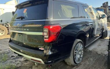 Salvaged Cars 2024 Ford Expedition MAX