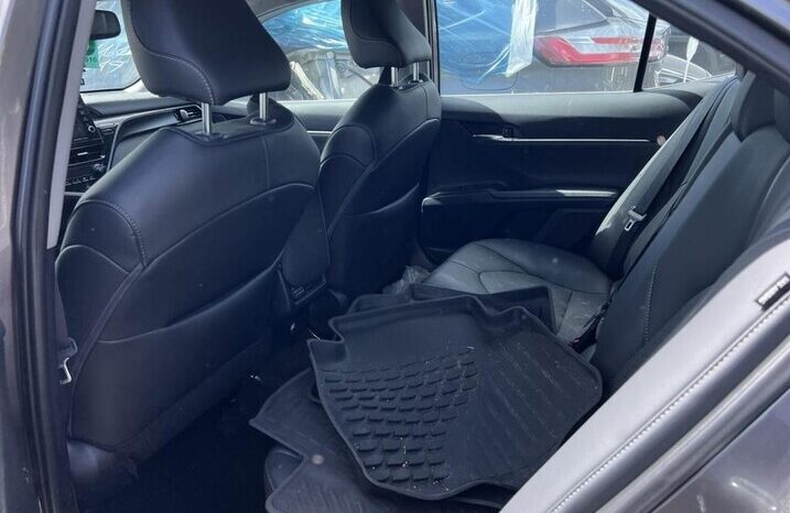 
								Salvaged Cars 2024 Toyota Camry full									