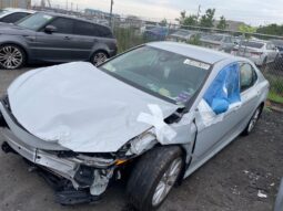 Salvaged Cars 2022 Toyota Camry