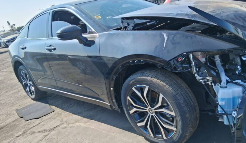 
								Salvaged Cars 2023 Toyota Crown full									