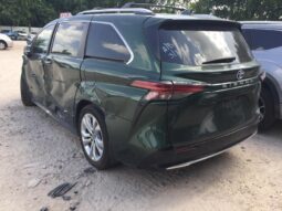 Salvaged Cars 2023 Toyota Sienna