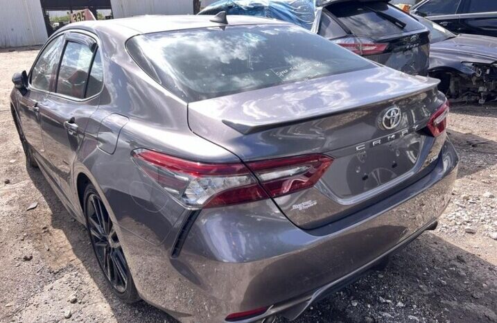 
								Salvaged Cars 2024 Toyota Camry full									