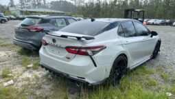 
										Salvaged Cars 2021 Toyota Camry full									