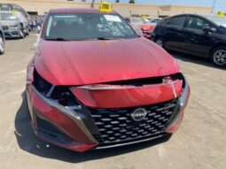 Salvaged Cars 2023 Nissan Altima
