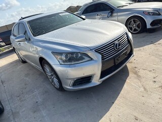 Salvaged Cars 2013 Lexus LS