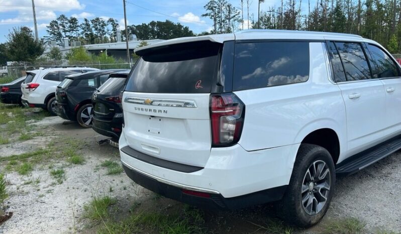 
								Salvaged Cars 2024 Chevrolet SUBURBAN 4WD LS full									