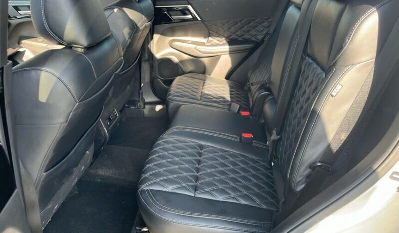
								Salvaged Cars 2024 MITSUBISHI Outlander full									