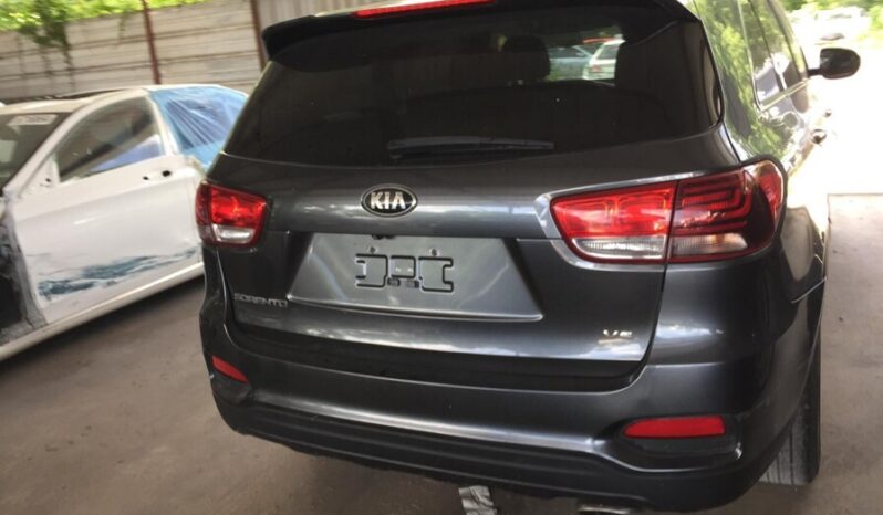 
								Salvaged Cars 2022 Kia Sorento full									