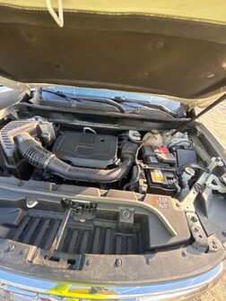 Salvaged Cars 2022 GMC Acadia