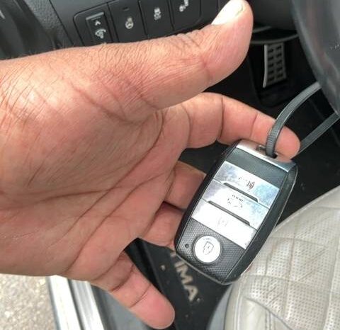
								Salvaged Cars 2015 Kia Optima full									