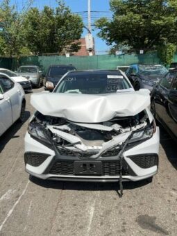 Salvaged Cars 2024 Toyota Camry