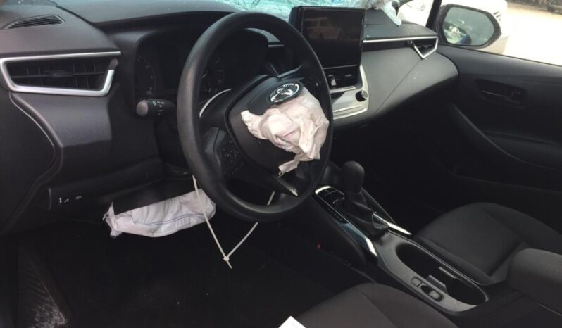 
								Salvaged Cars 2024 Toyota Corolla full									