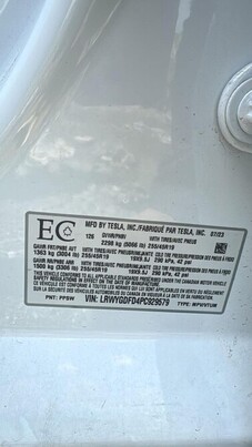 Salvaged Cars 2023 Tesla y