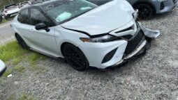 
										Salvaged Cars 2021 Toyota Camry full									