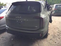 Salvaged Cars 2024 Kia Telluride