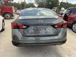 Salvaged Cars 2025 Nissan Altima