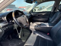 
										Salvaged Cars 2013 Lexus LS full									