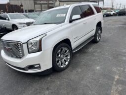 
										Salvaged Cars 2016 GMC Yukon full									