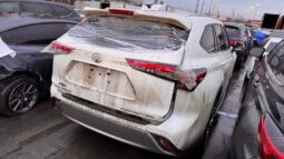 Salvaged Cars 2021 Toyota HIGHLANDER PLATINUM