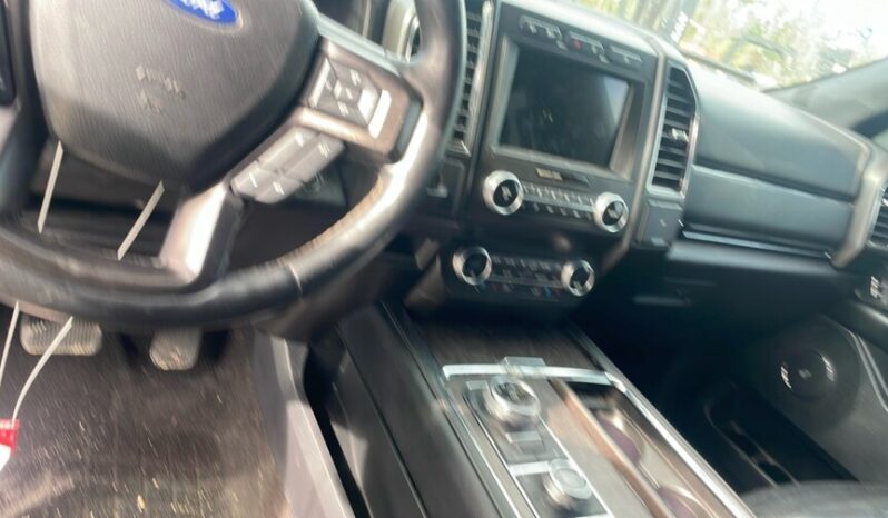 
								Salvaged Cars 2021 Ford Expedition MAX full									