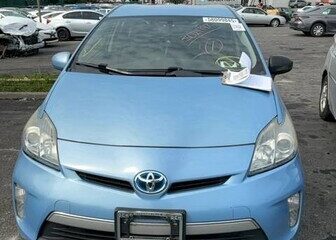 Salvaged Cars 2012 Toyota Prius