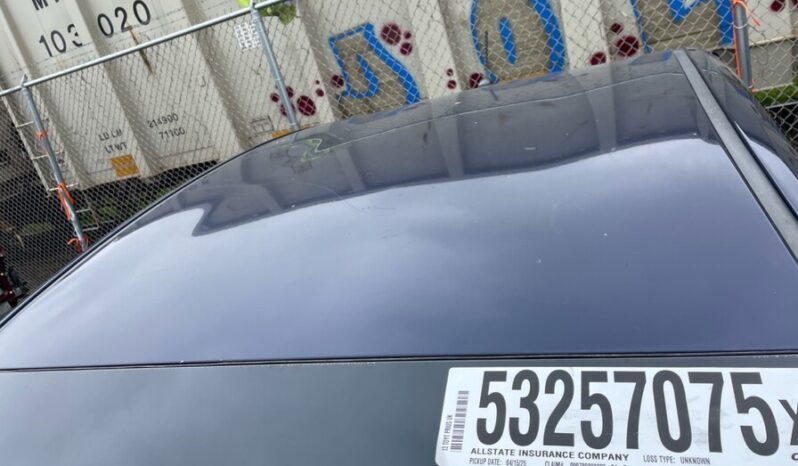 
								Salvaged Cars 2013 Toyota Prius full									