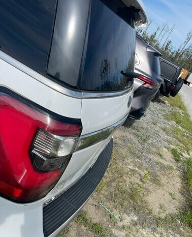 
								Salvaged Cars 2021 Ford Expedition MAX full									