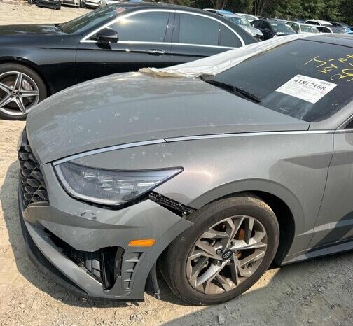 
								Salvaged Cars 2023 Hyundai Sonata full									