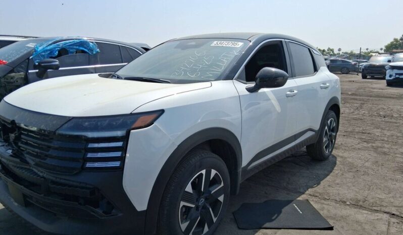 
								Salvaged Cars 2025 Nissan Kicks MPV full									