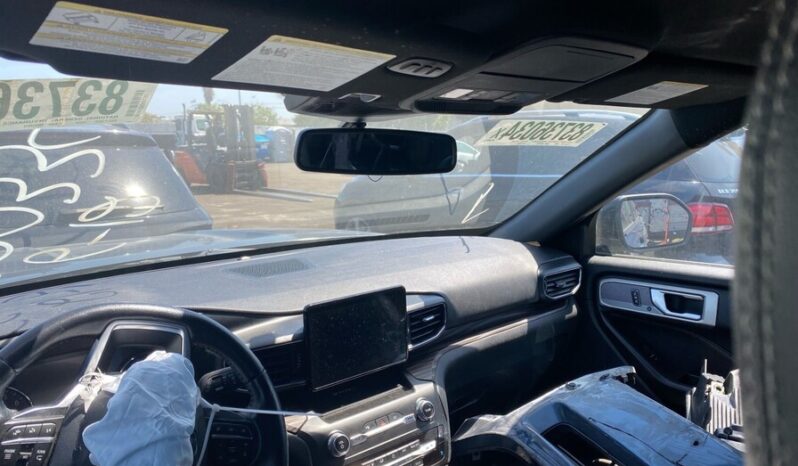 
								Salvaged Cars 2020 Ford Explorer full									