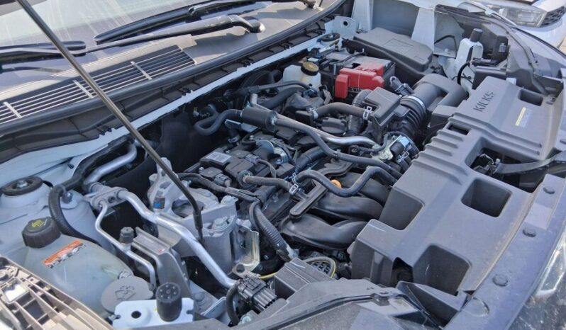 
								Salvaged Cars 2025 Nissan Kicks MPV full									