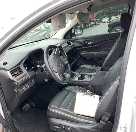 
								Salvaged Cars 2023 GMC Acadia full									
