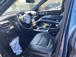
										Salvaged Cars 2020 Ford Explorer full									