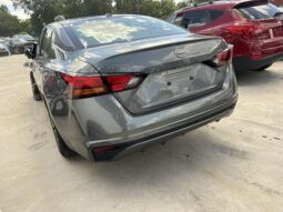 Salvaged Cars 2025 Nissan Altima