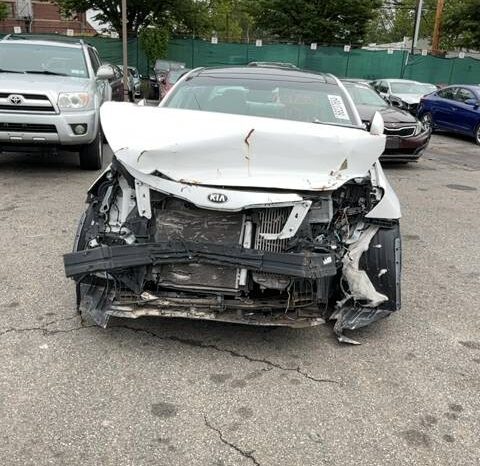 
								Salvaged Cars 2015 Kia Optima full									