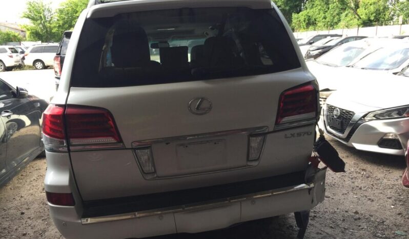 
								Salvaged Cars 2015 Lexus LX full									