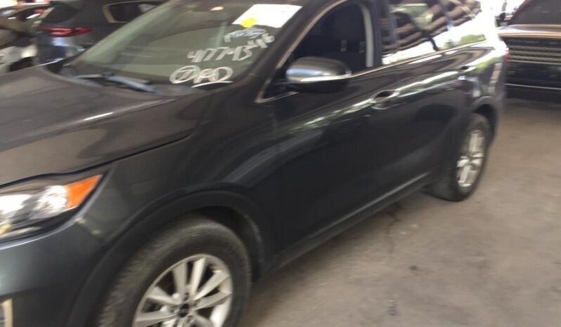 
								Salvaged Cars 2022 Kia Sorento full									