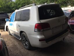 Salvaged Cars 2015 Lexus LX