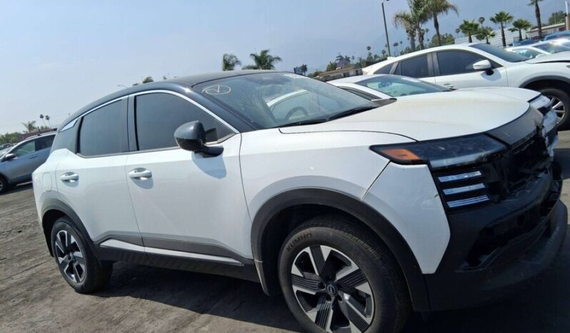 
								Salvaged Cars 2025 Nissan Kicks MPV full									