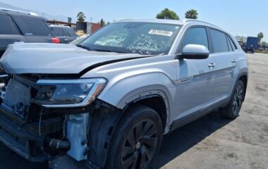 Salvaged Cars 2024 Volkswagen Atlas Cross Sport