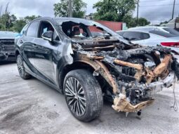 
										Salvaged Cars 2024 Lexus RX full									