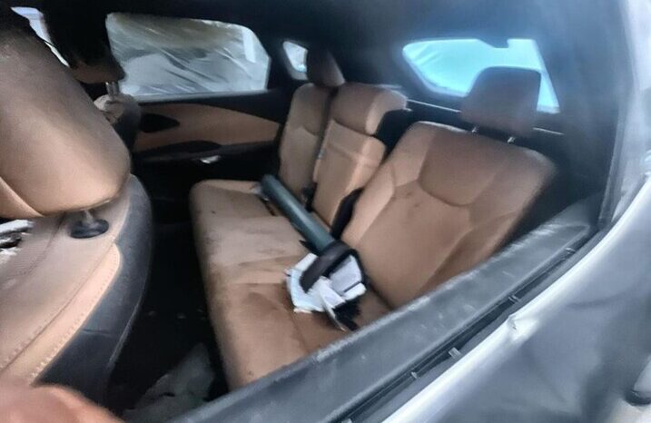 
								Salvaged Cars 2024 Lexus RX full									