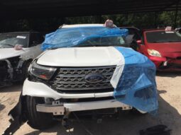 
										Salvaged Cars 2021 Ford Explorer full									
