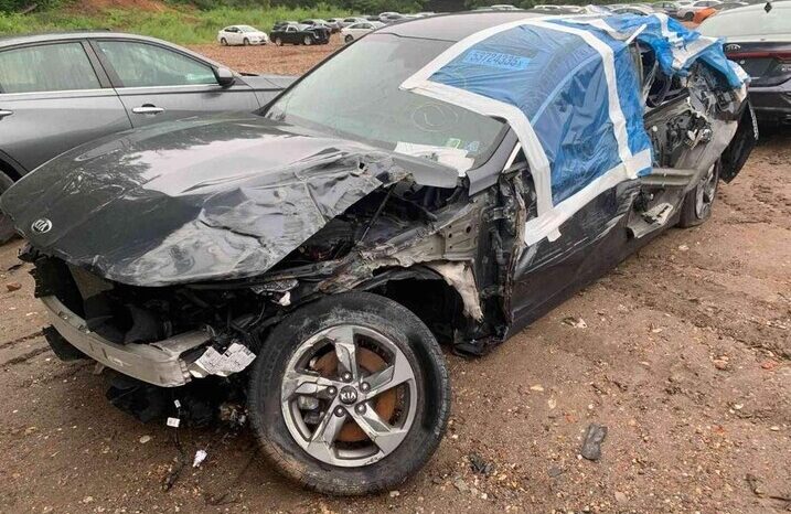 
								Salvaged Cars 2021 Kia k5 full									