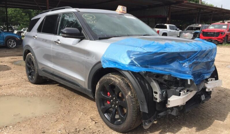 
								Salvaged Cars 2022 Ford Explorer full									