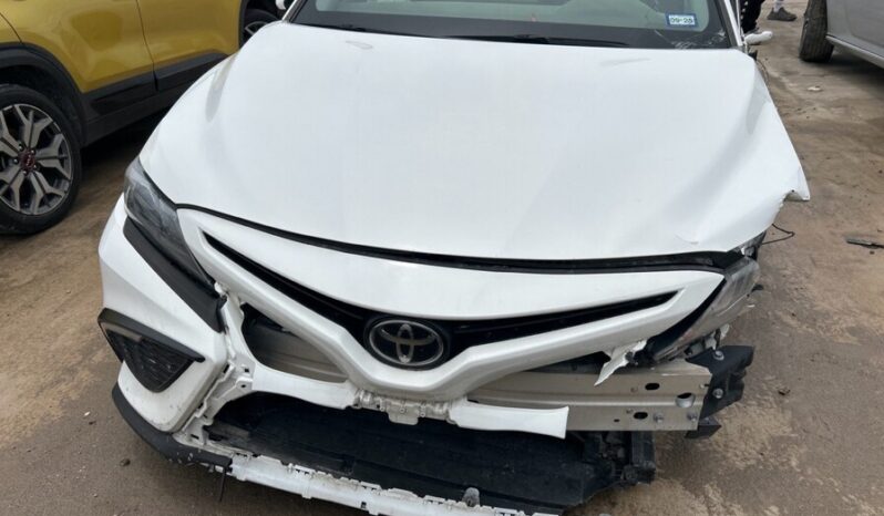 
								Salvaged Cars 2023 Toyota Camry full									
