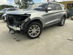 Salvaged Cars 2020 Ford Explorer